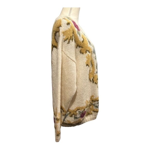 Vintage Cream and Gold Sweater Cardigan - Picture 4 of 9